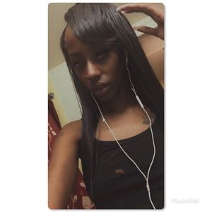 Meet your Posher, Loreal